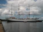 im Hafen / vor Anker (140 Fotos)