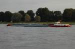 Dieser Binnenschiffer namens Synthese-4 ...  M. Schiebel 04.07.2010