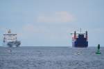 Schiffsbegegnung auf der Ostsee ...  Bj�rn-Marco Halmschlag 23.07.2010