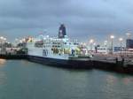 Ein F�hrschiff der Firma Seafrance im Hafen von Calais.  ...