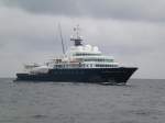 Die Superyacht ...  Theo Becker 01.09.2010