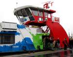 MS Elbmeile verl�sst auf der Linie F62 des HVV nach Sandtorh�ft die Hamburger Landungsbr�cken (29.08.2010)