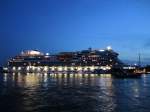 MS Aida sol 06.Mai 2011 in Rostock-Warnem�nde, kurz vor dem ...