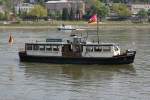 Fahrgastschiff Sch�ngel (Baujahr 1953)auf dem Rhein bei Koblenz.
F�hrverbindung von Ehrenbreitstein nach ...