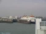 Das F�hrterminal Vlissingen und eine der zwei F�hren die dort ...