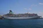 Hier das Kreuzfahrtschiff Artania , diese lag am 27.12.2011 in Puerto ...