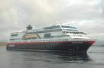 Das Hurtigrutenschiff  MS ...  M. Schiebel 05.01.2012