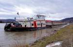 MS REGENSBURG,04608760,unter deutscher Flagge,Gesamtl�nge ca.190 Meter(mit vorgespanntem Lastkahn),ankert am 23.1.2012 ...