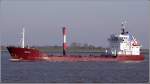 Die 1980 gebaute ORAKOTA (IMO 7827330) passiert am 22.10.2011 auslaufend ...