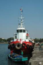 Ein Schlepper in Cirebon ...  Felix Brun 26.08.2007