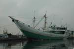 Ein Holzschiff in Jakarta ...  Felix Brun 09.09.2007