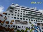 Teilansicht der MS Norwegian Gem am Tag der Ems�berf�hrung. Papenburg ...