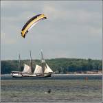 Das Segelschiff ...  Helmut Seger 23.10.2006