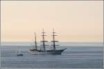 Segelschiff und ...  Helmut Seger 12.07.2008