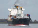 Die Nedlloyd Marita, immerhin 209 Meter lang, l�uft in Rotterdam ...