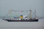 Wasser- und Schifffahrtsverwaltung Als Erg�nzung zum Bild von Helmut, hier die 'EMS' mit Flaggenschmuck bei der Sail 2005 in Bremerhaven. Leider war es damals sehr verregnet und bew�lkt.