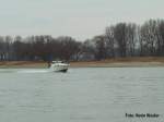 Sportboot auf dem Rhein ...  Kevin Kinzler 01.02.2009