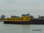 Frachtschiff    ...  Kevin Kinzler 01.02.2009