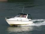 Jenny flitzt bei Speyer am Rhein Flu�abw�rts; 080828  ...