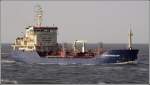 Tankschiffe Die 2007 gebaute CLIPPER BARDOLINO (IMO 9327516) am 06.05.2008  Elbe einlaufend. Sie ist 90 m lang, 14,60 m breit und hat eine GT von 2999. Sie f�hrt unter der Flagge der Bahamas.
