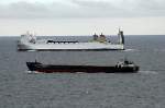 St�ckgut- und Mehrzweckfrachter Ostsee N�he Bornholm: OCEANIC II, Frachtschiff, L 90 m, B 12 m, Flagge Belize, Bj. 1985 in Gronningen NL, IMO Nr. 8602945 (vorn); TYRUSLAND, Ro-Ro-Cargo, L 190 m, B 26 m, Speed 16,5 kn, Flagge Schweden, Bj. 1978 in Tokyo Japan, IMO Nr. 7718503 (Foto vom 19.02.2009)