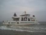 Passagier- und RoRo-Frachtschiffe (F�hren) Die Frisia IV dreht am 15.7.08 aus dem Norderneyer Hafen
