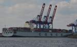 COSCO EUROPE,  ein  Container-Schiff.   Es kann bis zu  10062 Teu (Container) verladen. Am 05.05.2013 im Containerhafen von Hamburg gesehen. IMO: 9345415, Heimathafen Panama. Technische Daten: L. 349,70m, B. 45,66m T. 14,52m, 25 Knoten.