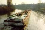 TMS Lichterfelde der Dettmer Reederei im  MRZ  1993 in Berlin-Tiergarten auf der Spree zu Berg Richtung Mhlendammschleuse. Scan vom Foto
