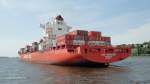 CAP HAMILTON (IMO 9439498) am 24.7.2013, Hamburg auslaufend, Foto von Bord einer HADAG-Fhre /  ex CPO BOSTON /   Containerschiff / BRZ 41.358 t / La 262,05 m, B 32,25 m, Tg 12,5 m / 1 Diesel, 
