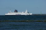 Am 05.05.2016 ist die Kronprins Frederik auf der Fährlinie von Gedser nach Rostock kurz vor dem Ziel und passiert die Warnowmündung. Im Spätsommer 2016 soll das Schiff durch die Copenhagen ersetzt werden, bleibt aber als Reserveschiff bei Scandlines.