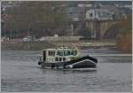 Unbekanntes Motorboot aufgenommen auf der  Mosel fahrend nahe Oberbillig.  08.04.2013