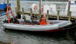Schlauchboot mit Auenbordermotor der Polizei in Travemnde 08092012