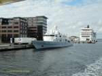 RONIN (IMO 9302704) am 10.8.2013 im Kieler Hafen /  ex EZANAMI /  Luxusjacht / BRZ / La 58,5 m, B 9,5 m, Tg 5,4 m / 2 MTU-Diesel, ges.