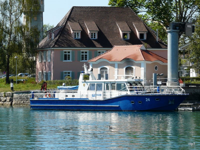 Untersee und Rhein und Bodensee - Polizeiboot Nr.24 KONSTANZ bei seiner anlegestelle in Konstanz am 31.08.2009 
