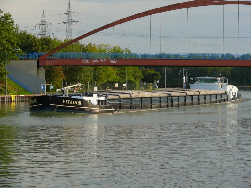  VITADOR  am 11.9.2008 auf dem Dortmund-Ems Kanal in Datteln