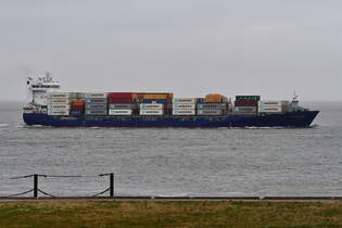 MUNKSUND , Feederschiff , IMO 9429223 , Baujahr 2012 , 157.65 x 23.53 m , 1025 TEU , Cuxhaven - Alte Liebe , 10.04.2025 ,