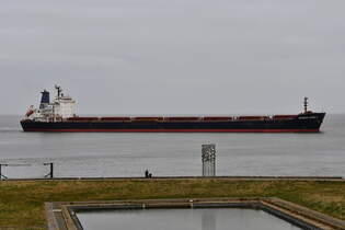 NANXIN ANGELA , Bulk Carrier , IMO 9307657 , Baujahr 2006 , 225 x 32 m , 10.04.2025 , Cuxhaven - Alte Liebe , 