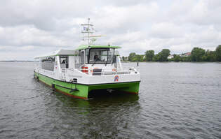 Elektrofhre Warnowstromer in Rostock.