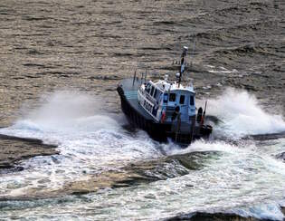 Das 15m lange Lotsenboot BALBLAIR am 26.05.25 vor Invergordon.