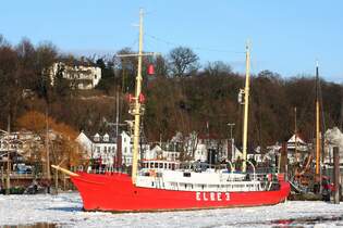 Feuerschiff ELBE 3; Eigner/Betreiber: Museumshafen Oevelgnne; Aufnahmeort: Elbe/Hafen Hamburg, Deutschland; Datum: 08.02.2012; Info: La.