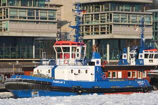 Schlepper FAIPLAY I; Eigner/Betreiber: Fairplay; Aufnahmeort: Elbe/Hafen Hamburg, Deutschland; Datum: 06.02.12; Info:  (IMO 9365128) Schottel ASD Tug / La 25,0 m, Ba 11,2 m, Tg 5,0/5,35 m