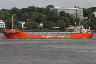 Frachtschiff LADY ARIETTE; Eigner/Betreiber: Wijnne Barends; Aufnahmeort: Elbe/Hafen Hamburg, Deutschland; Datum: 03.06.2025; Info: (IMO 9760378 / 244870420) Das Bild zeigt die  LADY ARIETTE beim