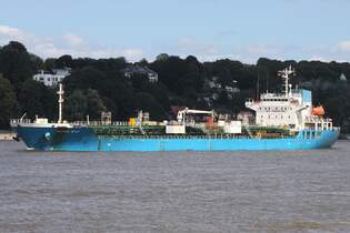 Tankschiff ORCHID SYLT; Aufnahmeort: Elbe/Hafen Hamburg, Deutschland; Datum: 10.08.2025; Info: (IMO 9367413) Das Bild zeigt die ORCHID SYLT auf Hhe Bubendey Ufer.