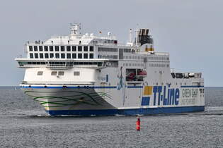 NILS HOLGERSSON , Passenger/Ro-Ro Cargo Schiff , IMO 9865685 , Baujahr 2022 , 229.00 x 31.00 m , 11.09.2025 , Rostock-Warnemnde , 