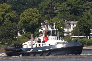 Schlepper VB SPIRIT (IMO 9597355); Eigner/Betreiber: Boluda - L&R; Datum: 17.06.2025; Aufnahmeort: Elbe/Hafen Hamburg, Deutschland.