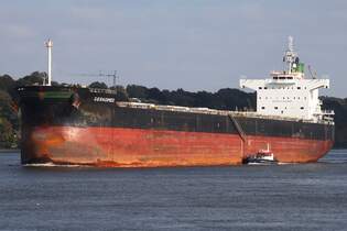 Tankschiff GERASIMOS (IMO 9510333); Datum: 02.10.2025; Aufnahmeort: Elbe/Hafen Hamburg, Deutschland.