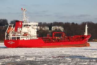 Tankschiff RIKKE THERESA (IMO 9363170); Datum: 08.02.2012; Aufnahmeort: Elbe/Hafen Hamburg, Deutschland.