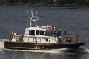 Lotsenversetzer LOTSE 4 (MMSI 211589740); Eigner/Betreiber: Lotsendienst Hamburg; Datum: 19.07.2025; Aufnahmeort: Elbe/Hafen Hamburg, Deutschland.