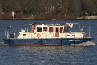 Mess- und Peilschiff DEEPENSCHRIEWER I (ENI 04801110); Eigner/Betreiber: HPA; Datum: 01.12.2025; Aufnahmeort: Elbe/Hafen Hamburg, Deutschland.