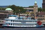 Fahrgastschiff LOUISIANA STAR; Eigner/Betreiber: Reederei Rainer Abicht; Aufnahmeort: Elbe/Hafen Hamburg, Deutschland; Datum: 10.06.2015; Info: (ENI 05803860)  La.